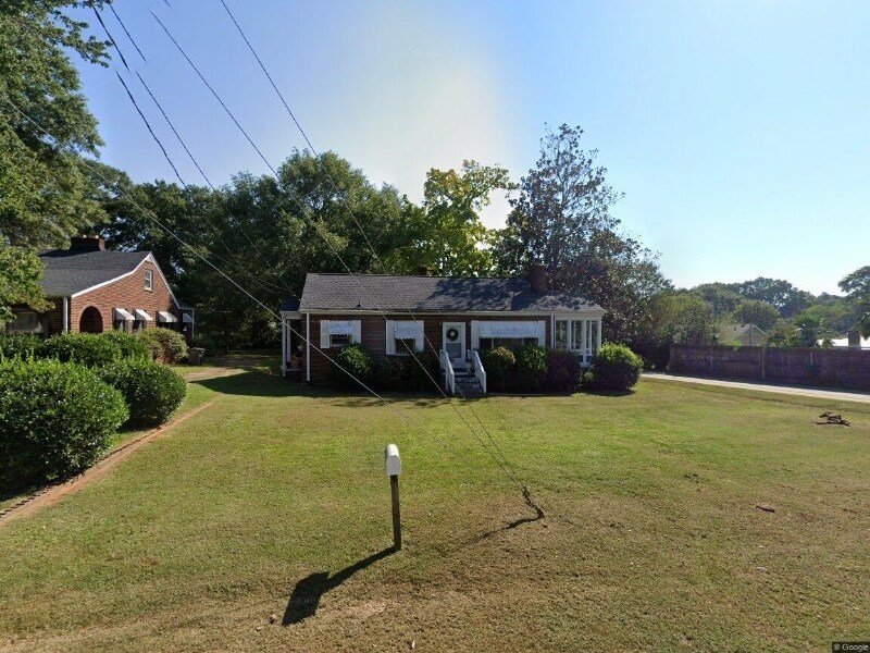 19 Dargan St in Greenville, SC - Foto de edificio