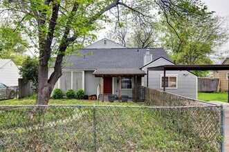 4507 Byrd Dr in River Oaks, TX - Foto de edificio - Building Photo