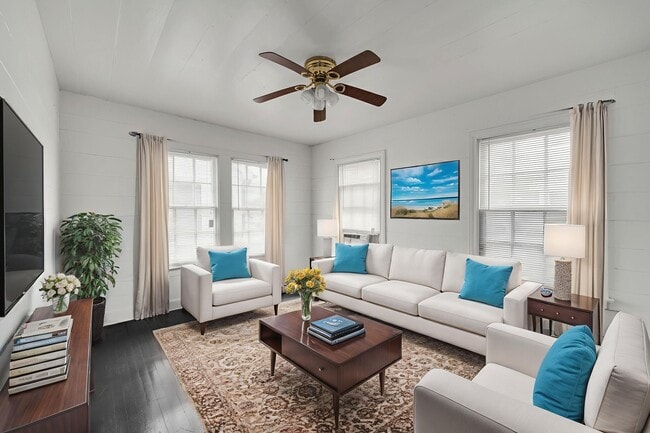 property at 1947 Richmond Ave.