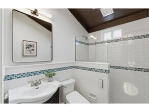 1276 Windsor Way in Redwood City, CA - Building Photo - Building Photo