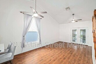 6677 Ryan Chase Ct in Orlando, FL - Building Photo - Building Photo