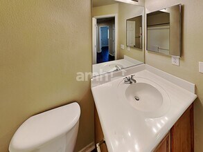 3909 Bayamon St in Las Vegas, NV - Foto de edificio - Building Photo