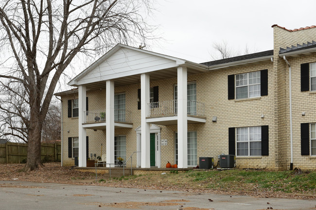 Chapelwood Place Apartments in Henderson, KY - Foto de edificio - Building Photo