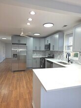 1397 Brown St in Des Plaines, IL - Building Photo - Building Photo