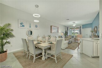 2567 Vine Ave in Naples, FL - Building Photo - Building Photo