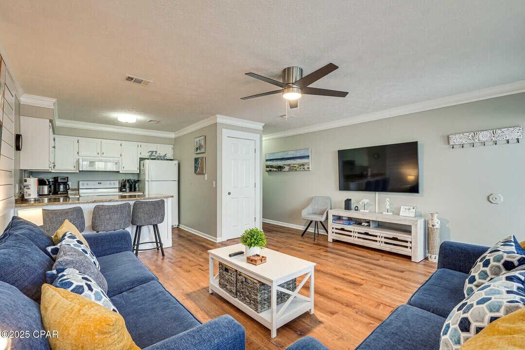 17670 Front Beach Rd in Panama City Beach, FL - Building Photo