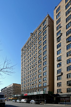 520 Amsterdam Ave in New York, NY - Building Photo - Building Photo