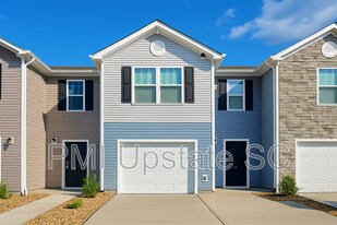 753 Embark Cir in Greer, SC - Building Photo