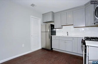 471 Harrison Ave, Unit 3A in Garfield, NJ - Foto de edificio - Building Photo