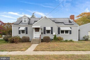 6324 Roosevelt Ave, Unit 308 in Pennsauken, NJ - Building Photo