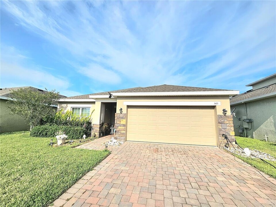 343 Ardmore St in Davenport, FL - Building Photo