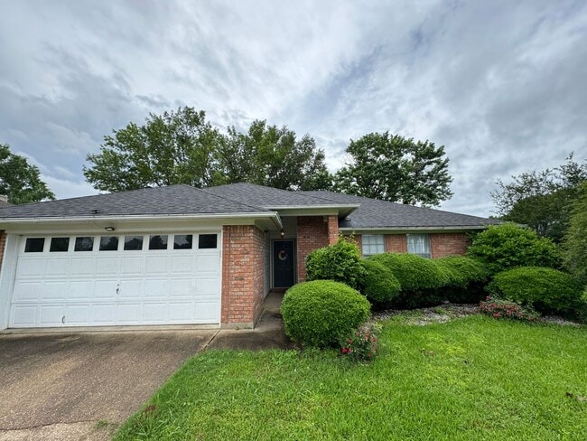 3132 Cypress Ln in Bossier City, LA - Building Photo - Building Photo