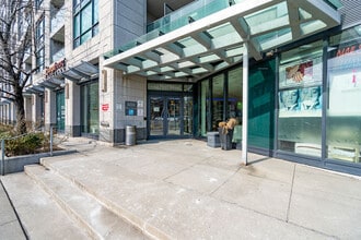 600 Fleet St in Toronto, ON - Building Photo - Building Photo