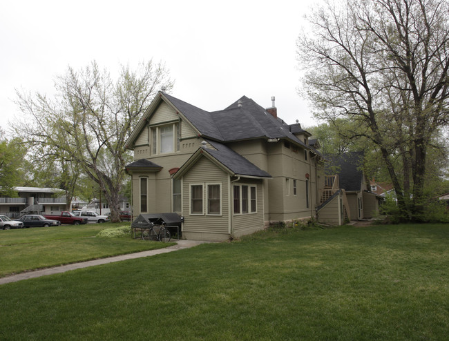 Remington Court Vintage Apartment Residences in Fort Collins, CO - Building Photo - Building Photo