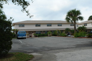 2322 S Palmetto Ave Apartments