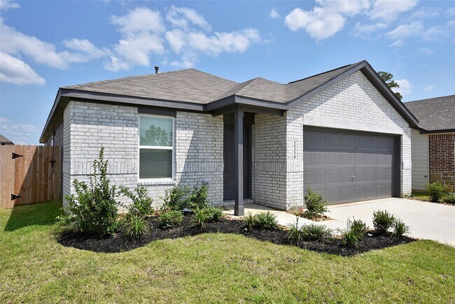 10218 Prairie Dunes Ln in Cleveland, TX - Building Photo - Building Photo