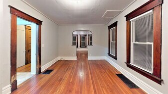 1410 Indianola Ave in Columbus, OH - Building Photo