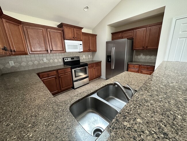 10 Lila Way in Cartersville, GA - Building Photo - Building Photo