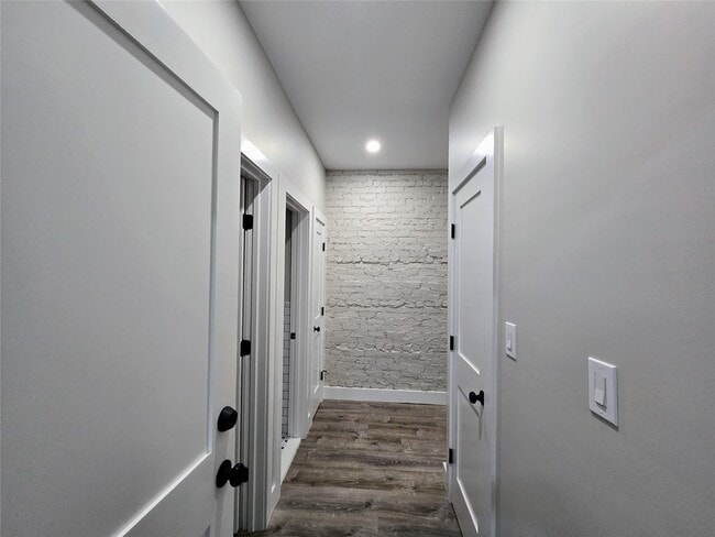 145 Jericho Tpke in Mineola, NY - Building Photo - Building Photo