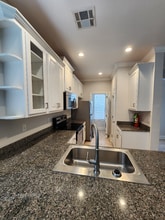 4706 Pontchartrain Dr in Slidell, LA - Foto de edificio - Building Photo