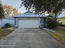 481 10th Pl in Vero Beach, FL - Building Photo