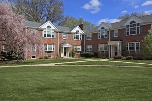 Rodgers Forge in Baltimore, MD - Building Photo
