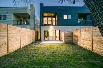 5427 Melrose Ave in Dallas, TX - Building Photo - Building Photo