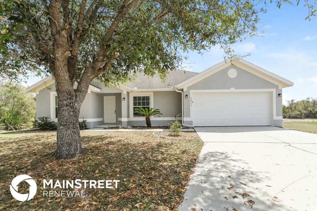 1411 Hillsborough Way in Kissimmee, FL - Building Photo