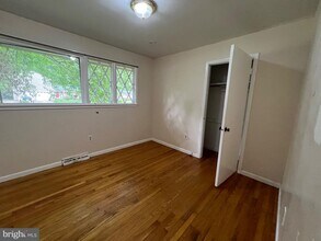8716 McNair Dr in Alexandria, VA - Building Photo - Building Photo