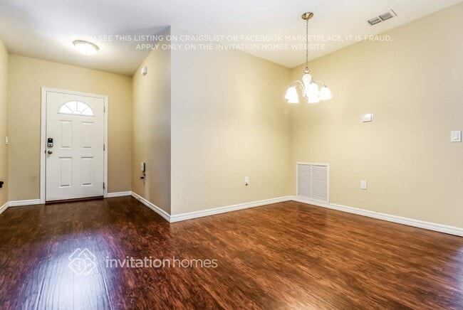 2443 Longworthy Rd in North Port, FL - Building Photo - Building Photo