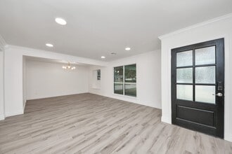 10227 Metronome Dr in Houston, TX - Building Photo - Building Photo