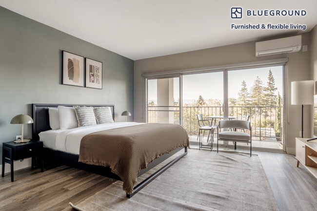 535 Everett Ave in Palo Alto, CA - Building Photo - Building Photo