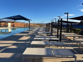 1709 Ripple Rock Dr in Washington, UT - Foto de edificio - Building Photo