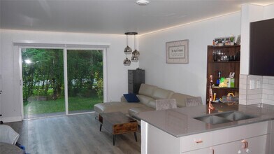 3046 SW 129th Terrace in Miramar, FL - Building Photo - Building Photo