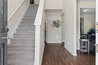 6104 Providence Way in Union City, GA - Building Photo - Building Photo