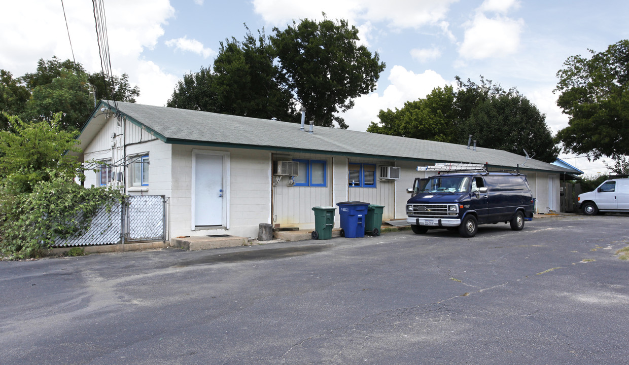 726 Shelby Ln in Austin, TX - Building Photo