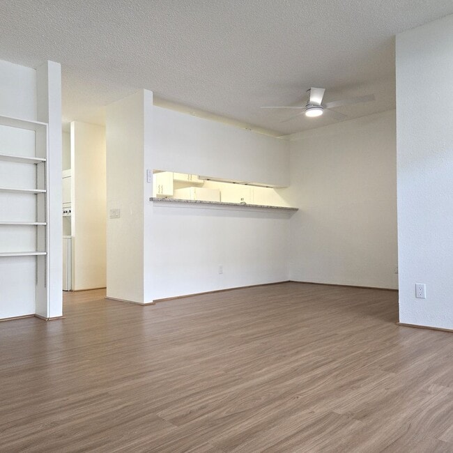 46-261 Kahuhipa St in Kaneohe, HI - Building Photo - Building Photo