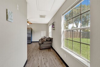 1109 Frances Dr in Rosenberg, TX - Building Photo - Building Photo