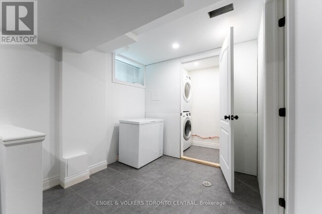 767 Phillip Murray Ave in Oshawa, ON - Building Photo - Building Photo