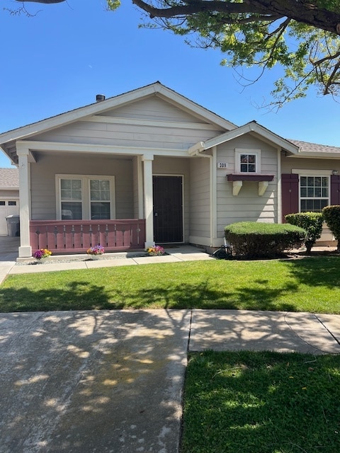 property at 309 Queencrest Ct