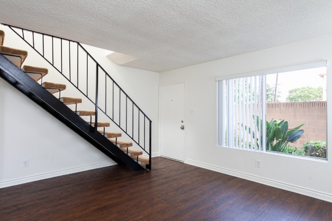 11102 Excelsior Dr in Norwalk, CA - Building Photo - Building Photo