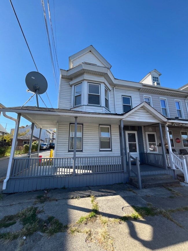 property at 25 S 13th St