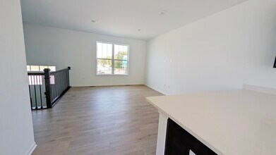527 Red Oak Cir in Volo, IL - Building Photo - Building Photo