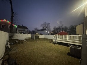 413 Georges Pl in Roselle, NJ - Building Photo - Building Photo