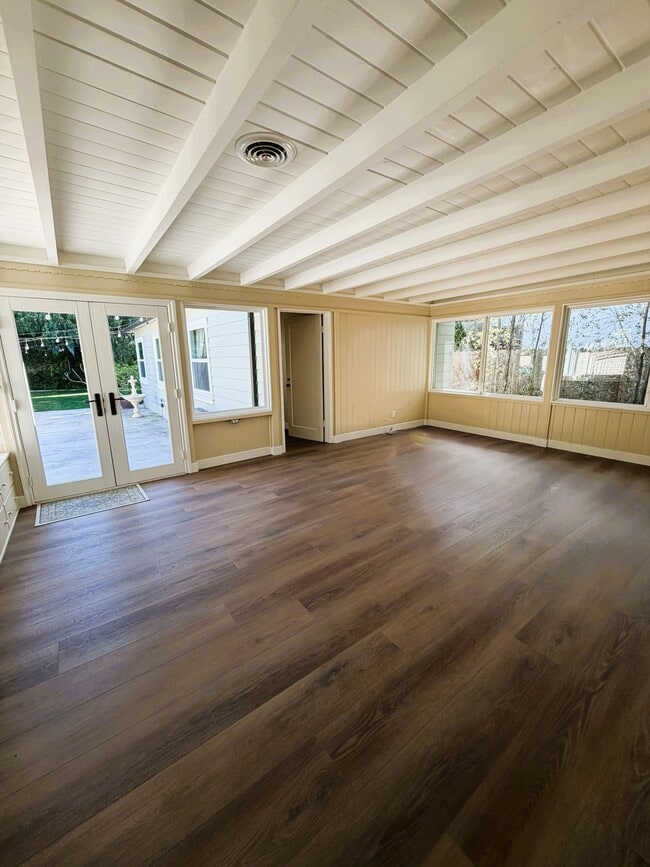 1803 N Flower St in Santa Ana, CA - Building Photo - Building Photo