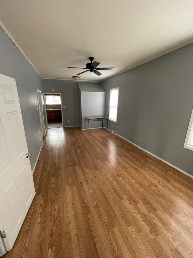 813 S Mason St in Saginaw, MI - Building Photo - Building Photo