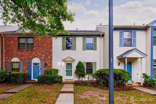 134 Pear Tree Ln