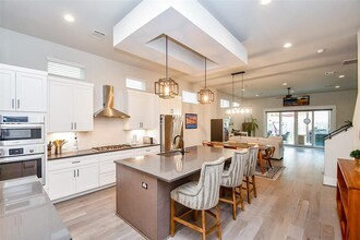 1016 Dorothy St in Houston, TX - Building Photo - Building Photo