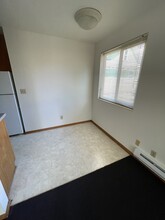 4228 Francis Ave N, Unit 103 in Seattle, WA - Foto de edificio - Building Photo