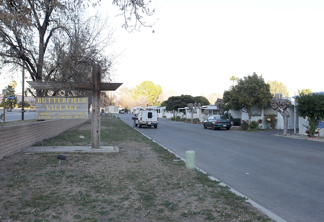 Butterfield Village Mobile Hm. Pk. in Lake Elsinore, CA - Building Photo